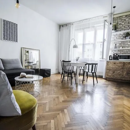Lion Apartments - Gold-2